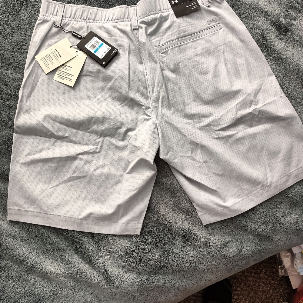 UNDER ARMOR 36 WAIST NEUTRAL COLOR